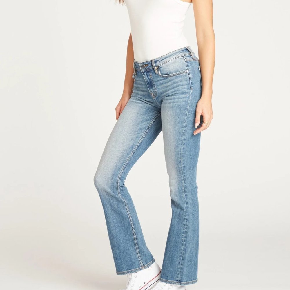 Women's VIGOSS Boot Cut Jeans Size 7 Blue